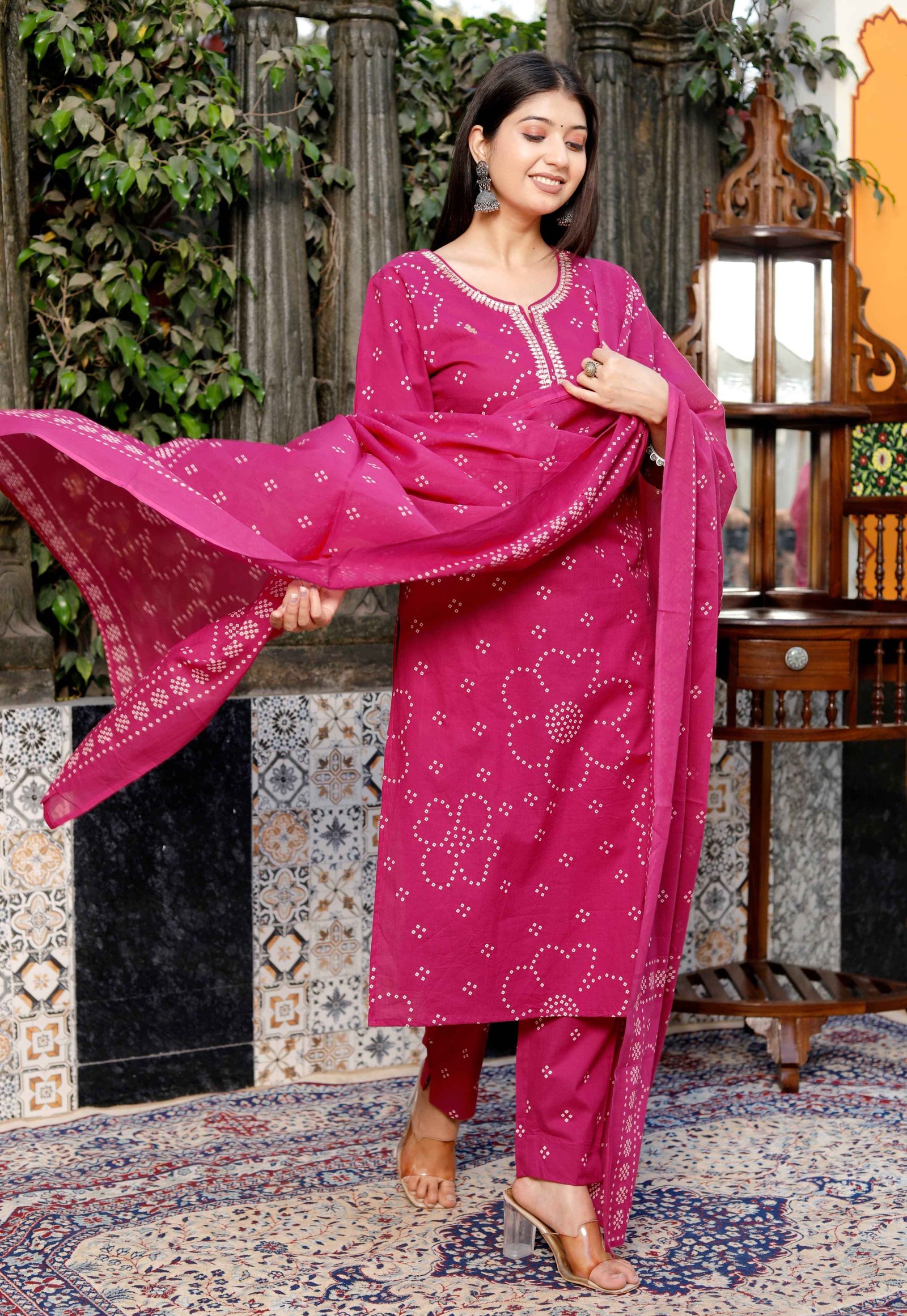 Gulika Magenta Bandhej kurta set 